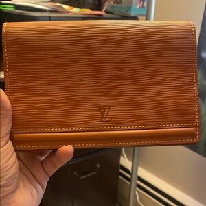 Louis Vuitton Epi Ceinture Tilsit Pouch/ Clutch